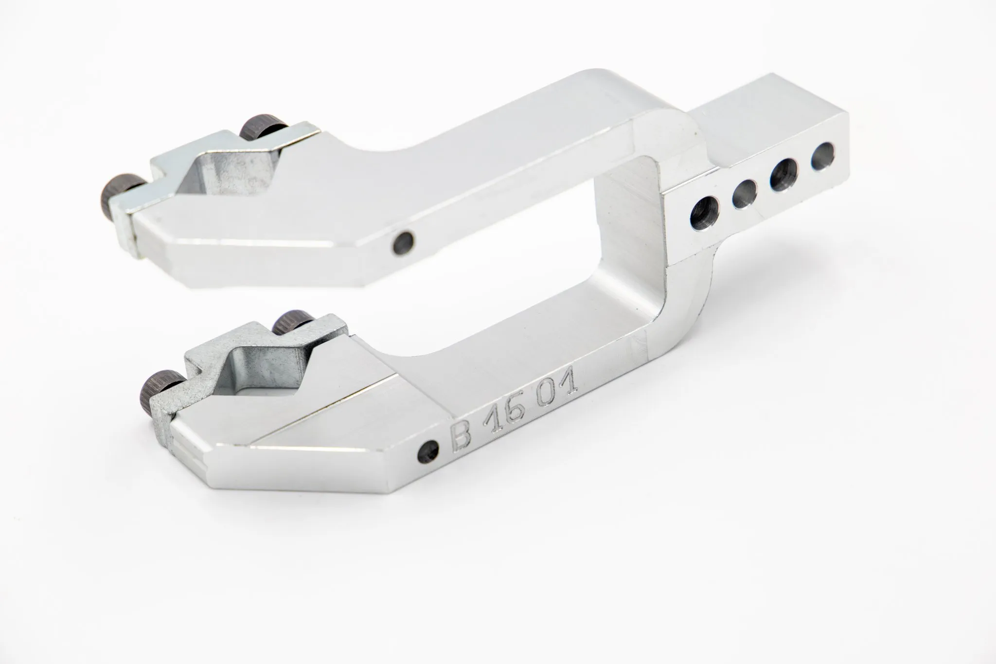 Brazo de amarre derecha de aluminio para bridas de Ø50, eje 19 mm, offset 45 mm