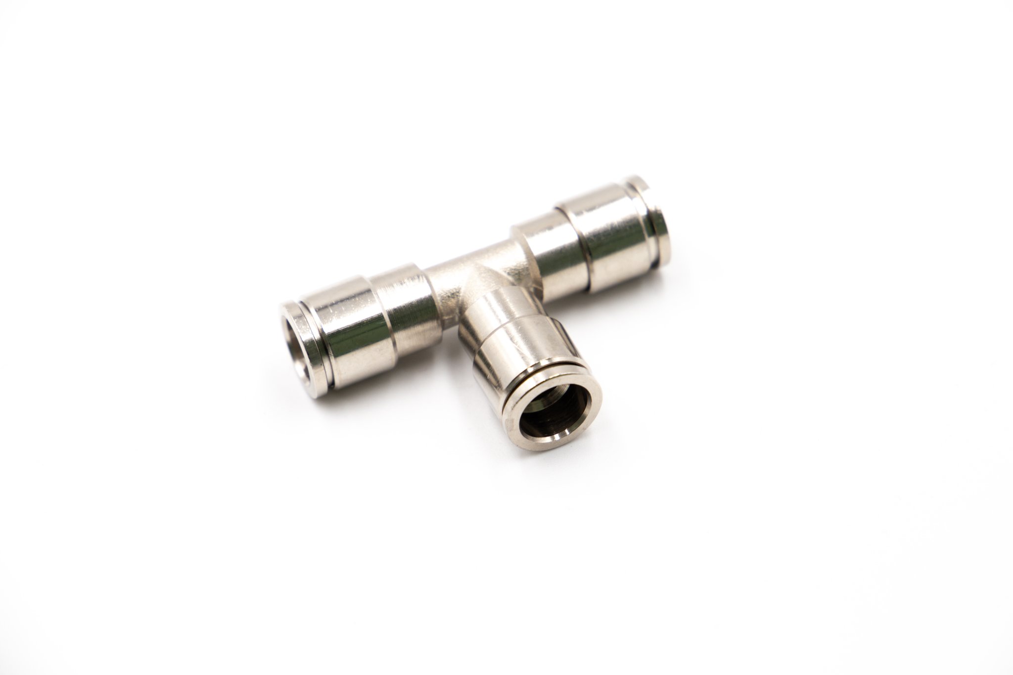 Racor T conexión tubo Ø6